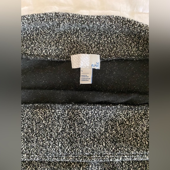 14 & Union skirt - Picture 3 of 3